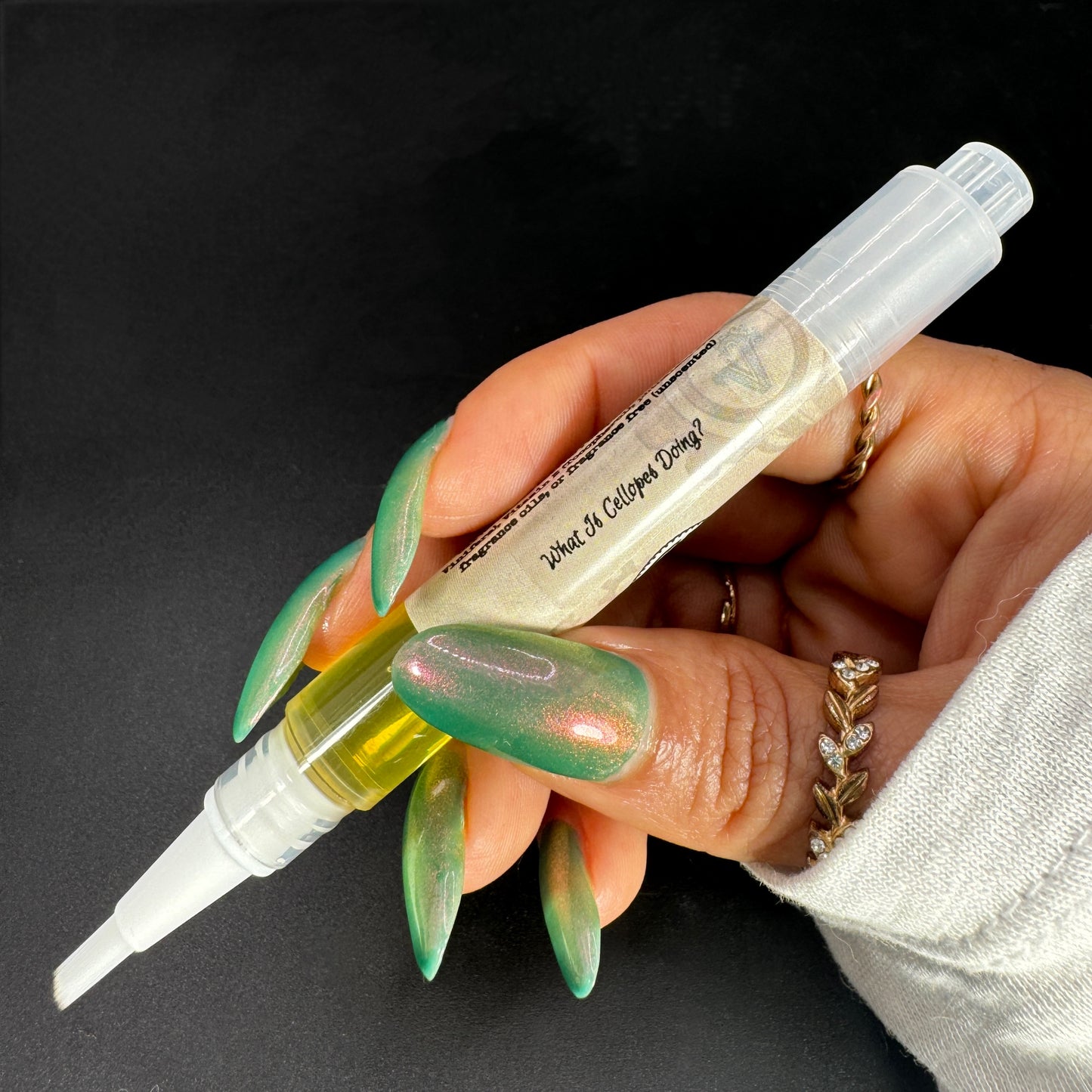 Conditioning Cuticle Concoction CLICK PEN