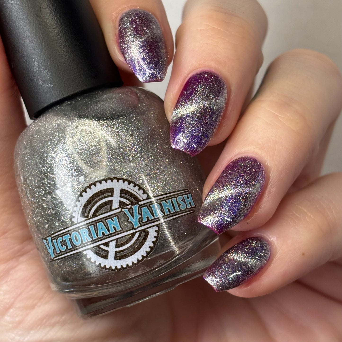 SHATTERED GLASS HEART (MAGNETIC TOPPER)