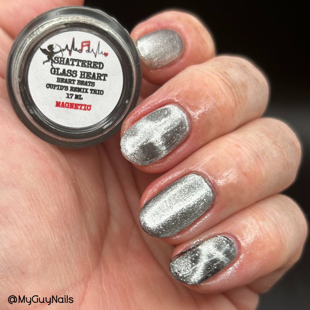 SHATTERED GLASS HEART (MAGNETIC TOPPER)