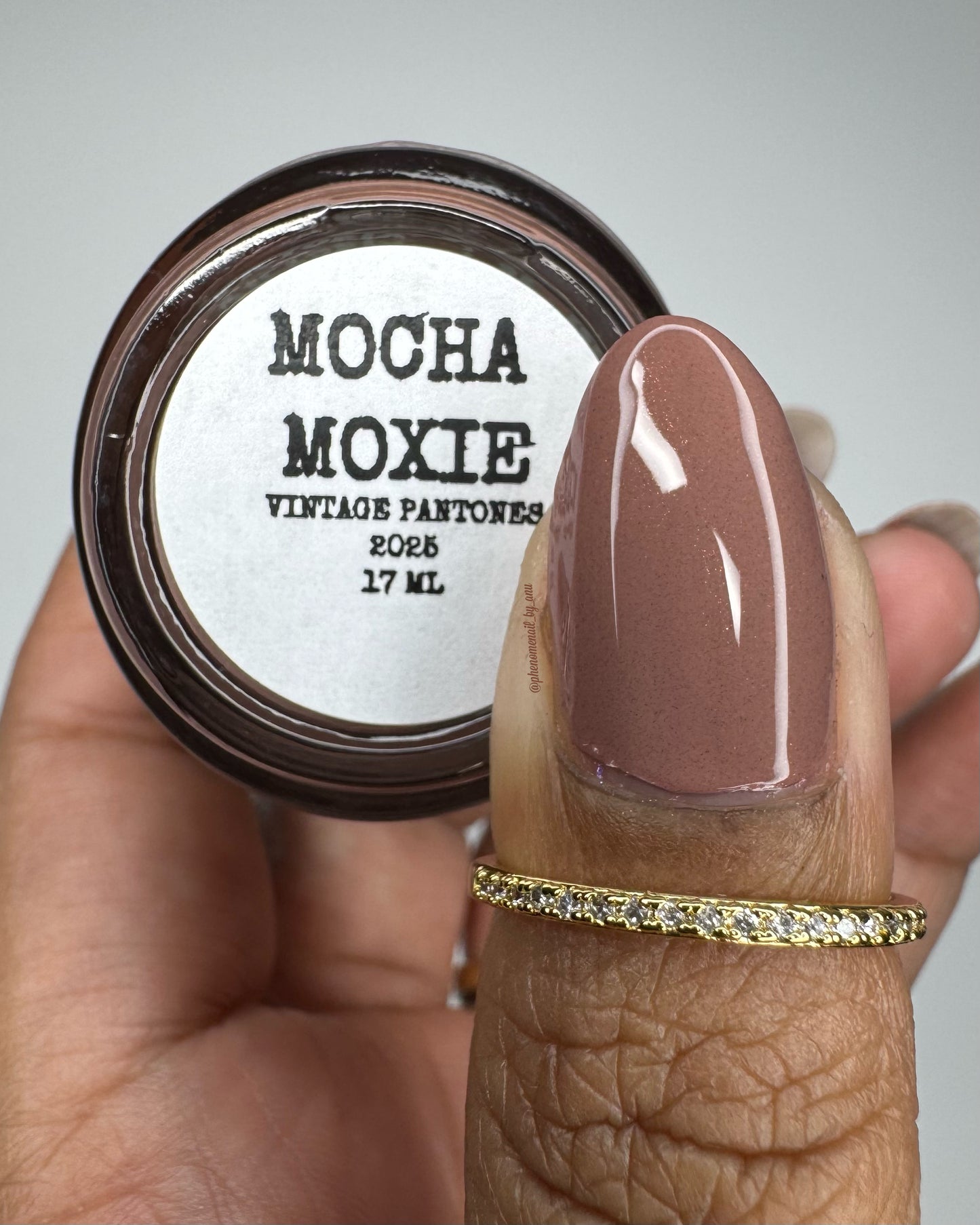 MOCHA MOXIE
