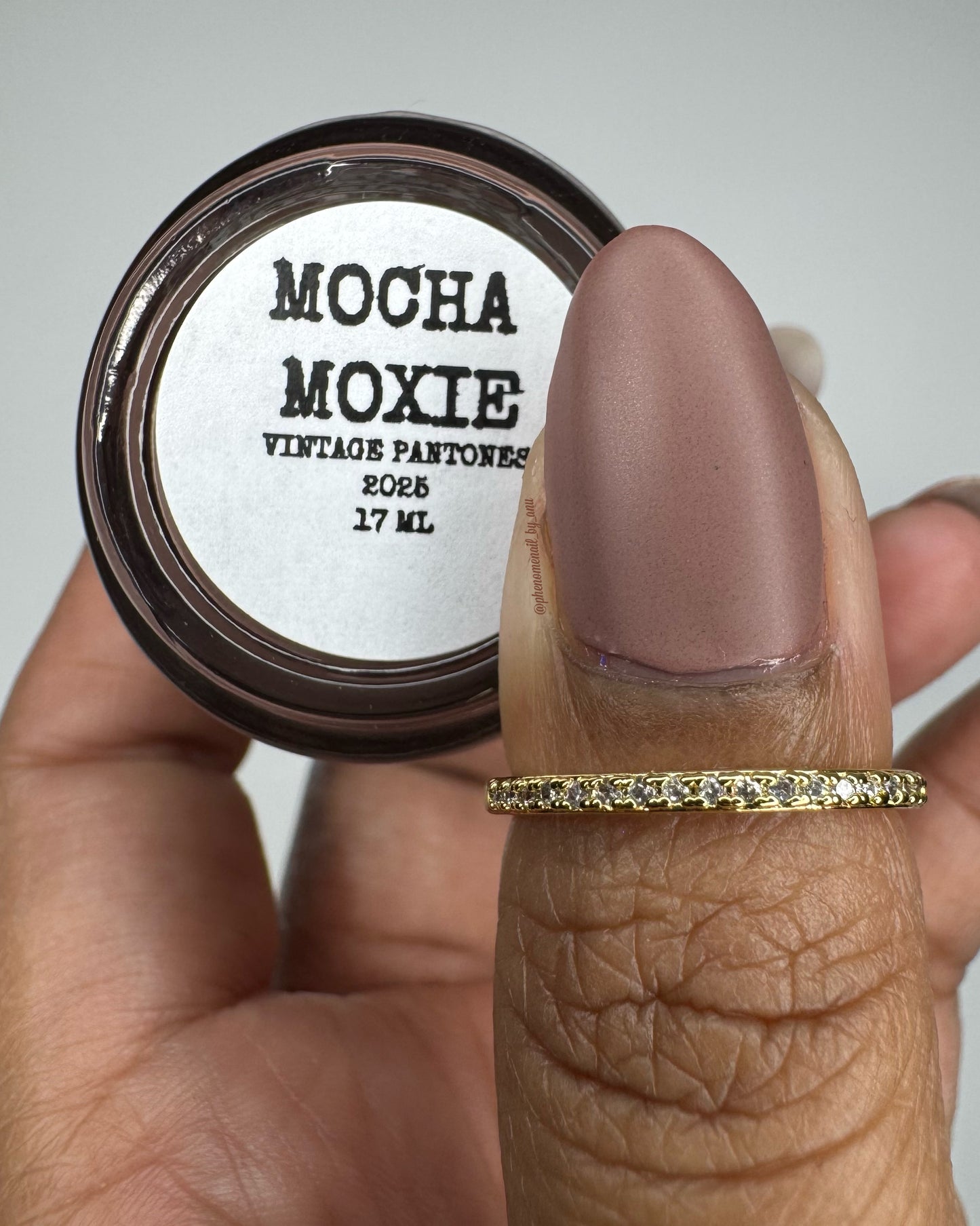 MOCHA MOXIE