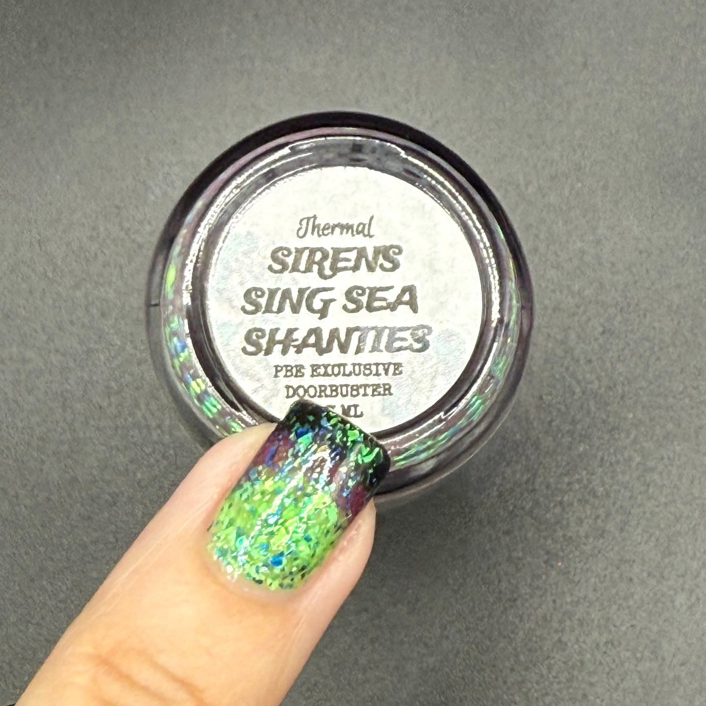 SIRENS SING SEA SHANTIES (TRI THERMAL)