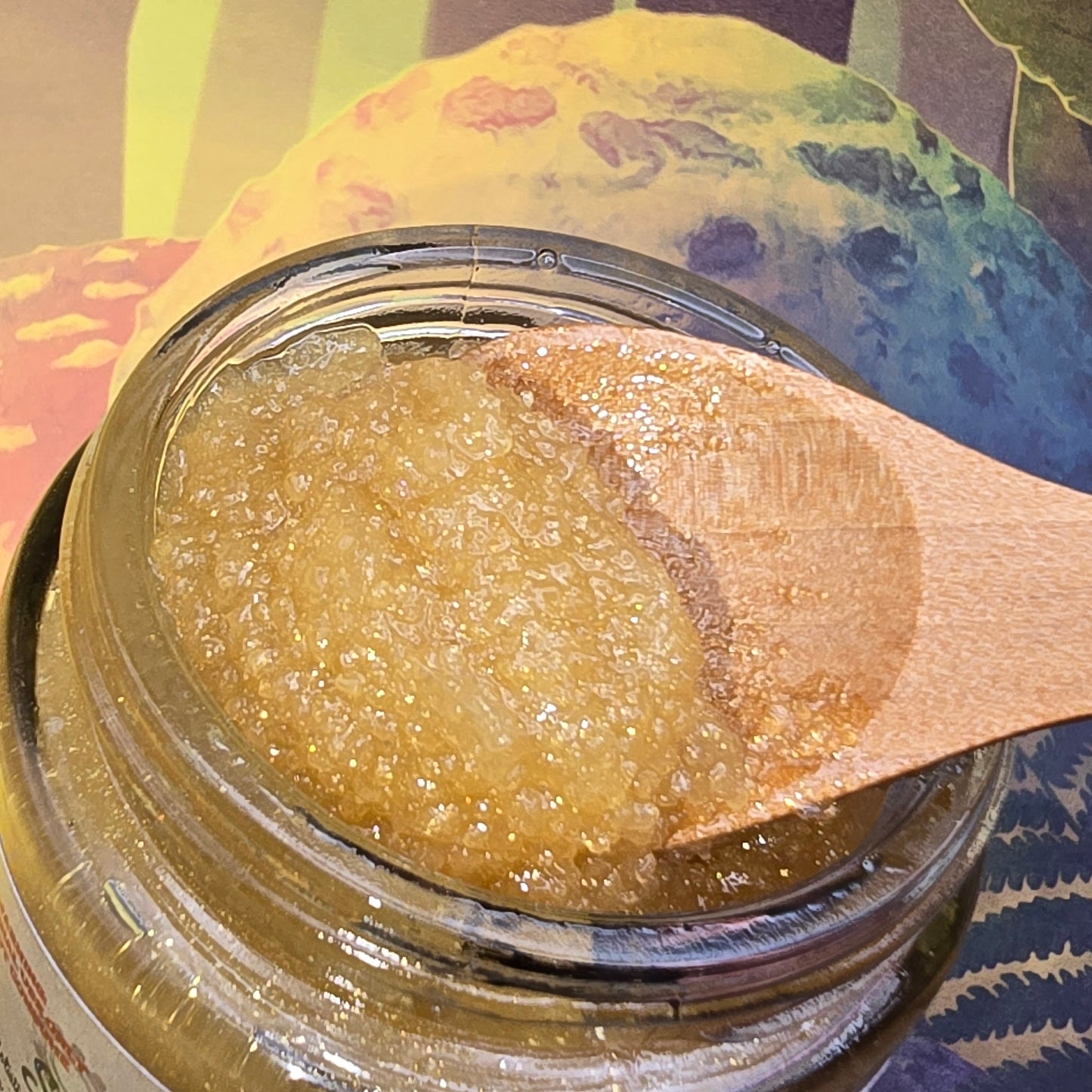 SHIMMERING STEAMY SUGAR SCRUB