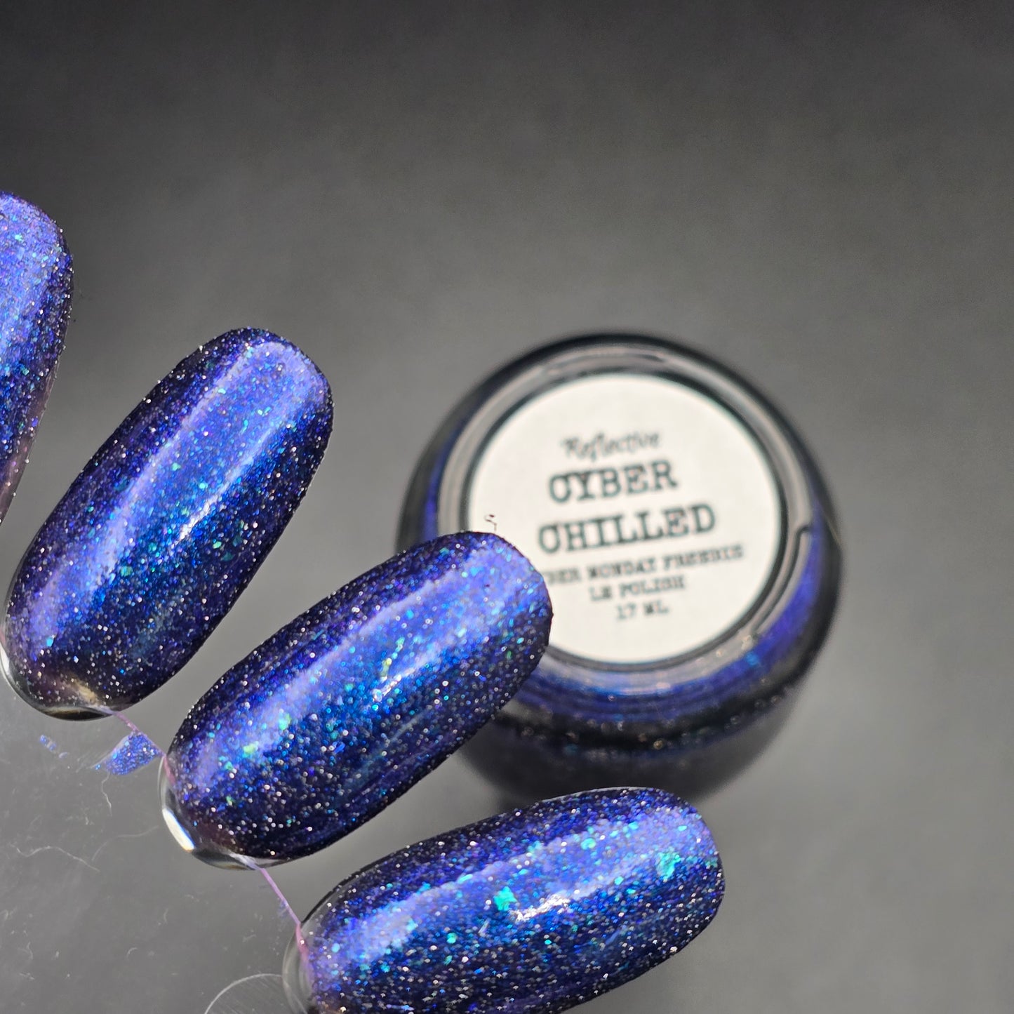 CYBER-CHILLDED (CYBER MONDAY LE GWP)