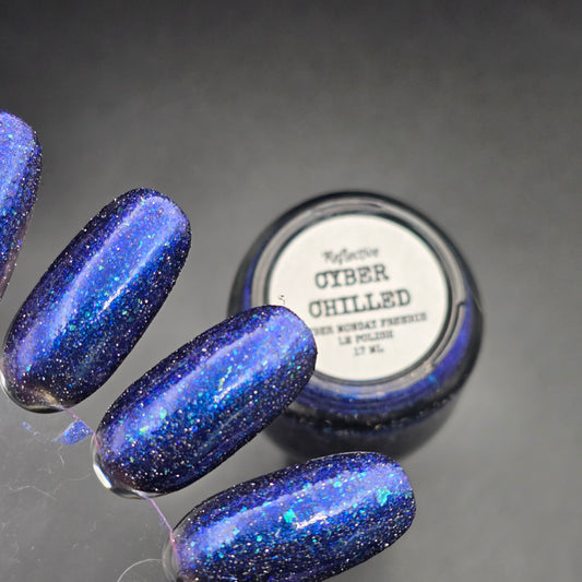 CYBER-CHILLDED (CYBER MONDAY LE GWP)