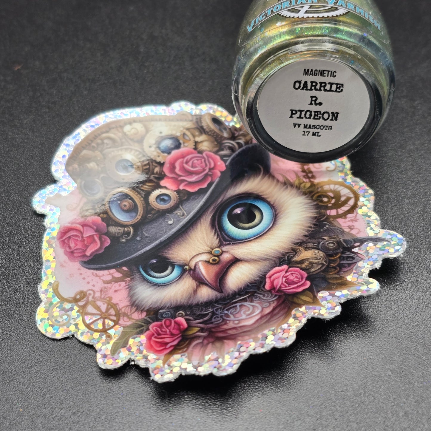 CARRIE R. PIGEON (MAGNETIC) VV MASCOT