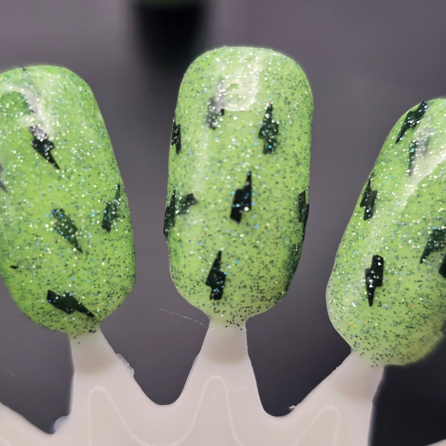 ELECTRIC GLOW (GLOW IN THE DARK)