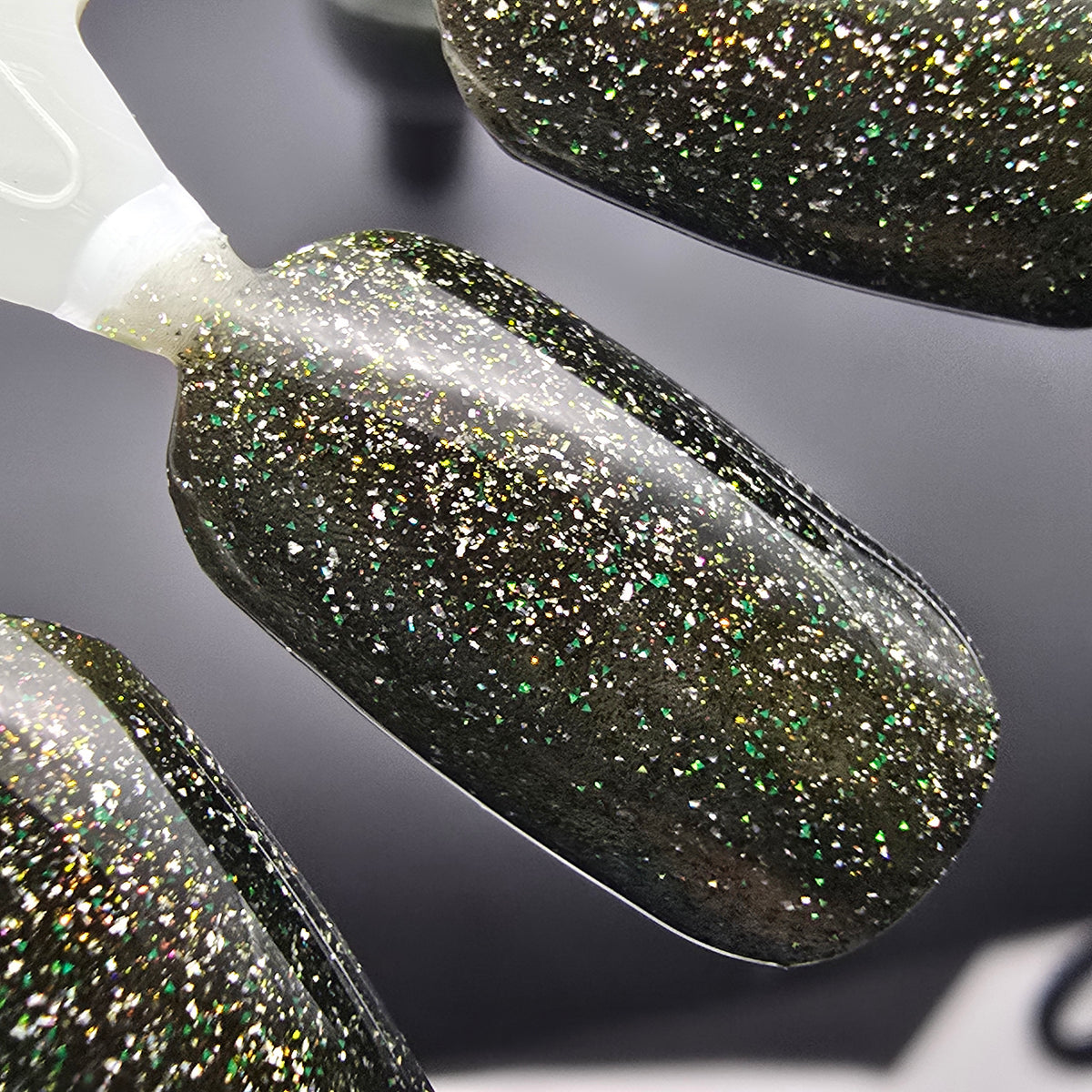 OLIVE SOUP (REFLECTIVE)