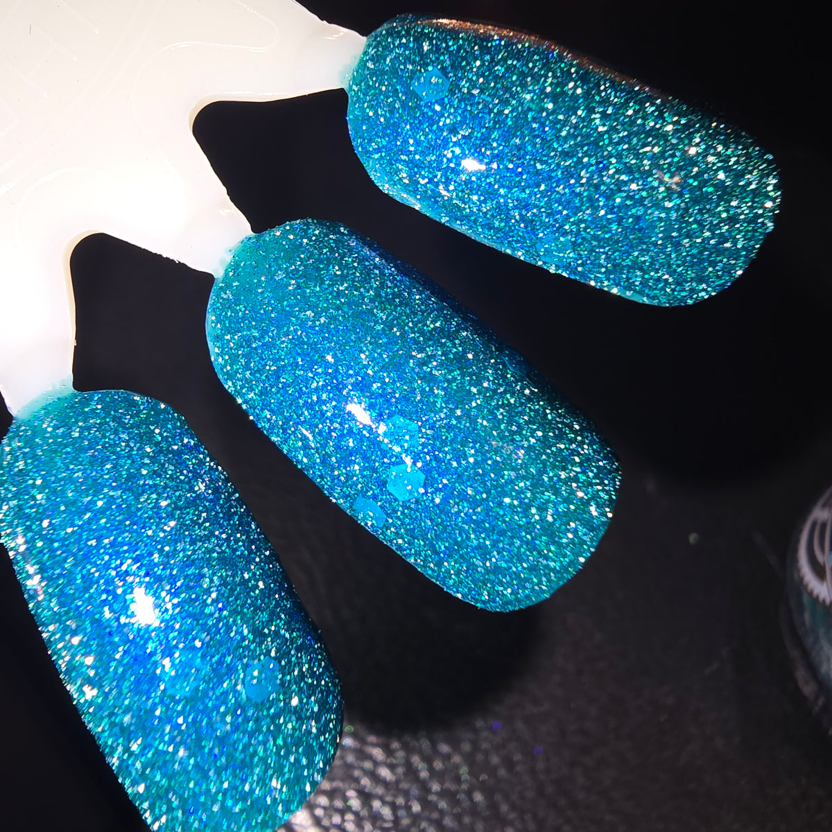 PEACOCK TEASE (REFLECTIVE)