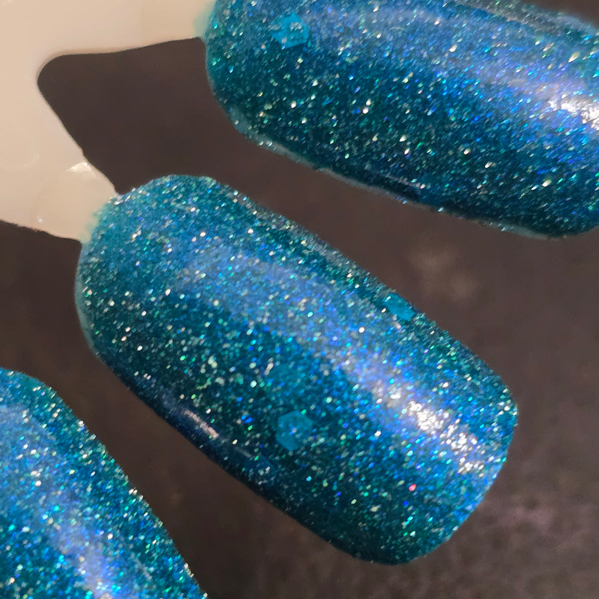 PEACOCK TEASE (REFLECTIVE)