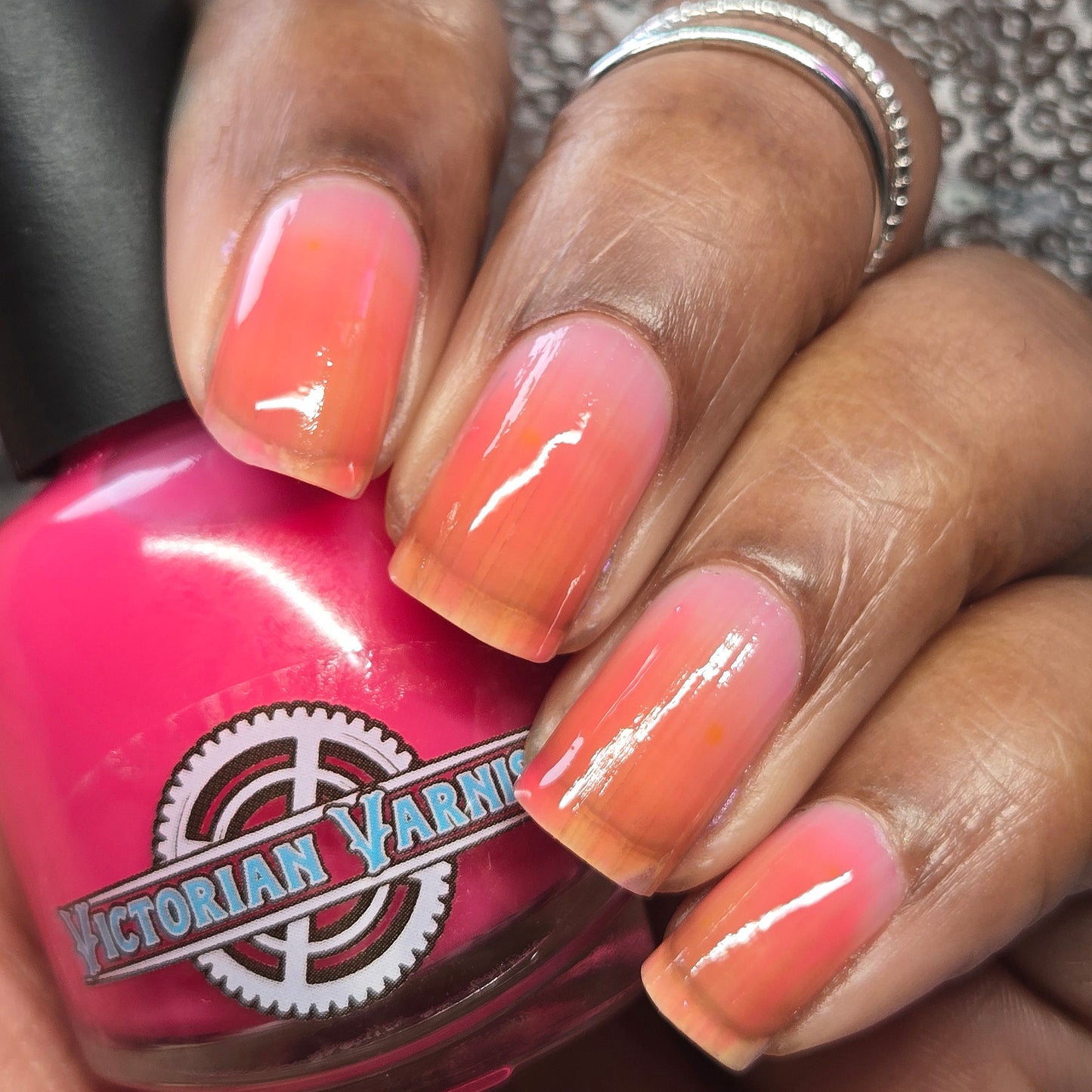 PINK PETTICOAT - KERATIN/HYALURONIC ACID BASECOAT