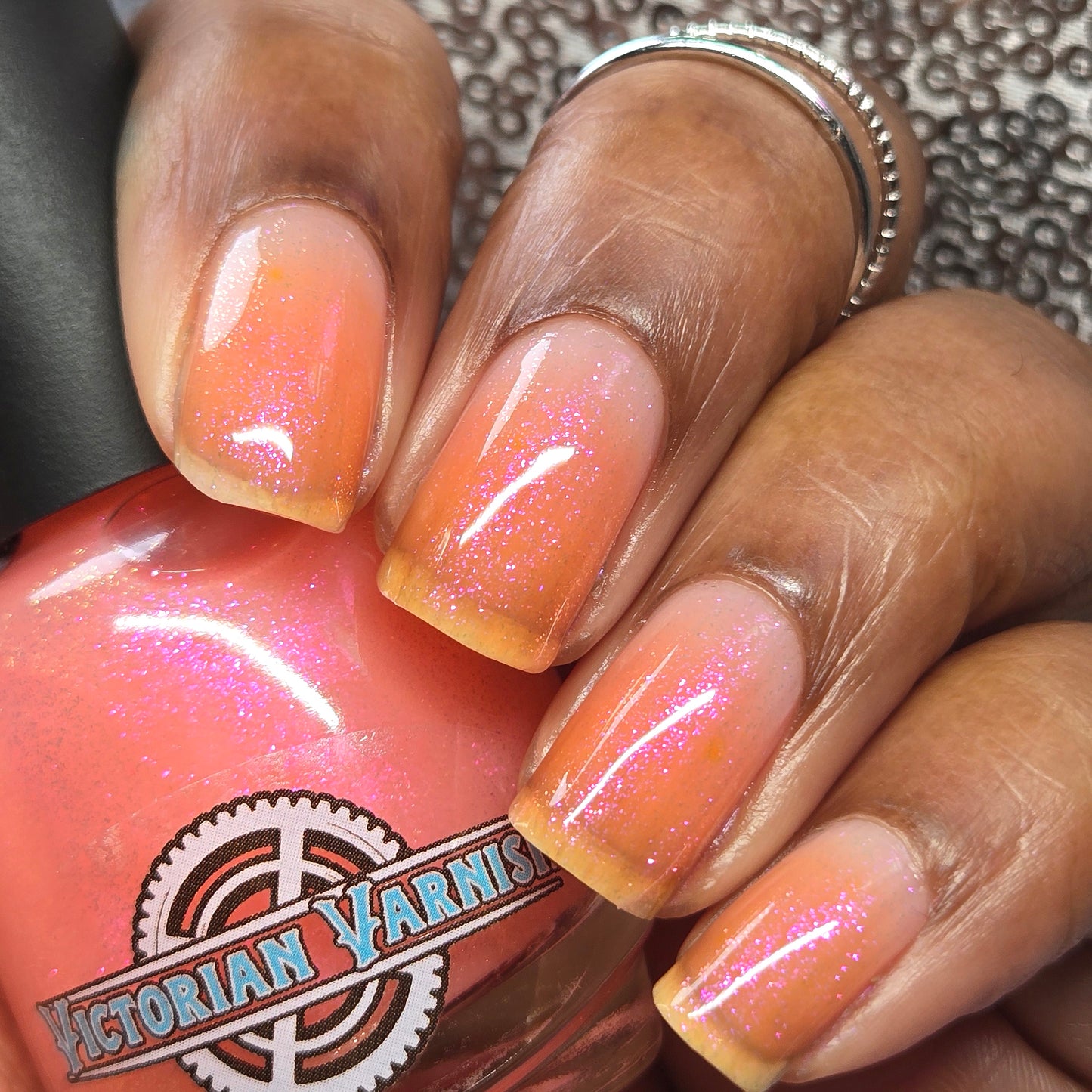 BLUSHING BLOOMERS (3-FREE HYALURONIC ACID BASECOAT)