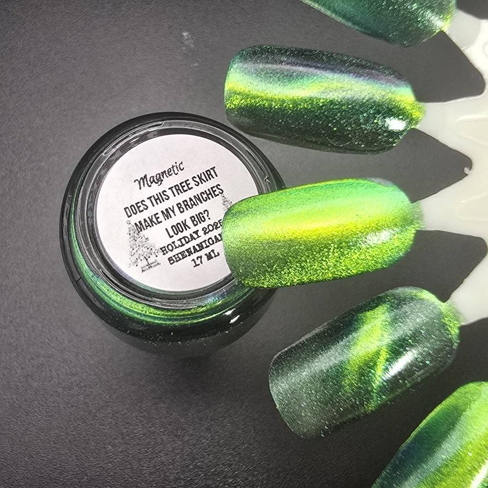 DOES THIS TREE SKIRT MAKE MY BRANCHES LOOK BIG