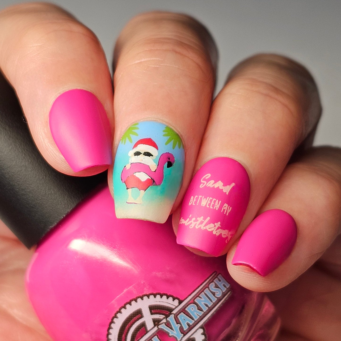 FLIP FLOPS & FLAMINGO FLOATS