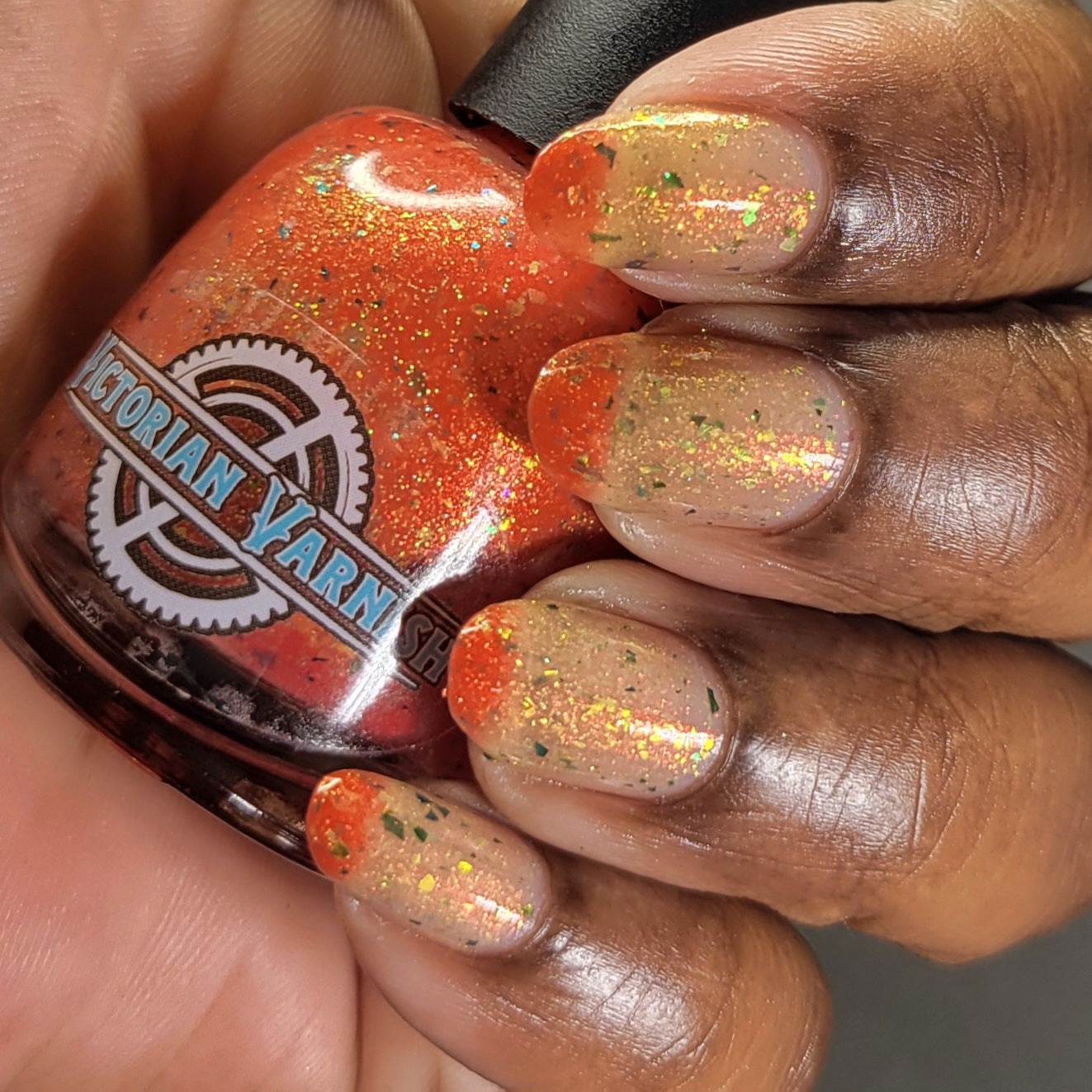 HOLIDAY'S ARE FLAME-BOYANT (THERMAL)