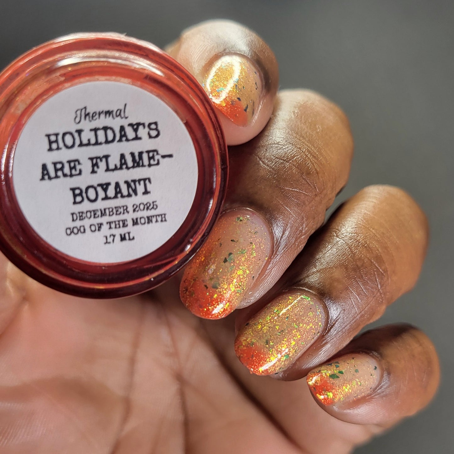 HOLIDAY'S ARE FLAME-BOYANT (THERMAL)