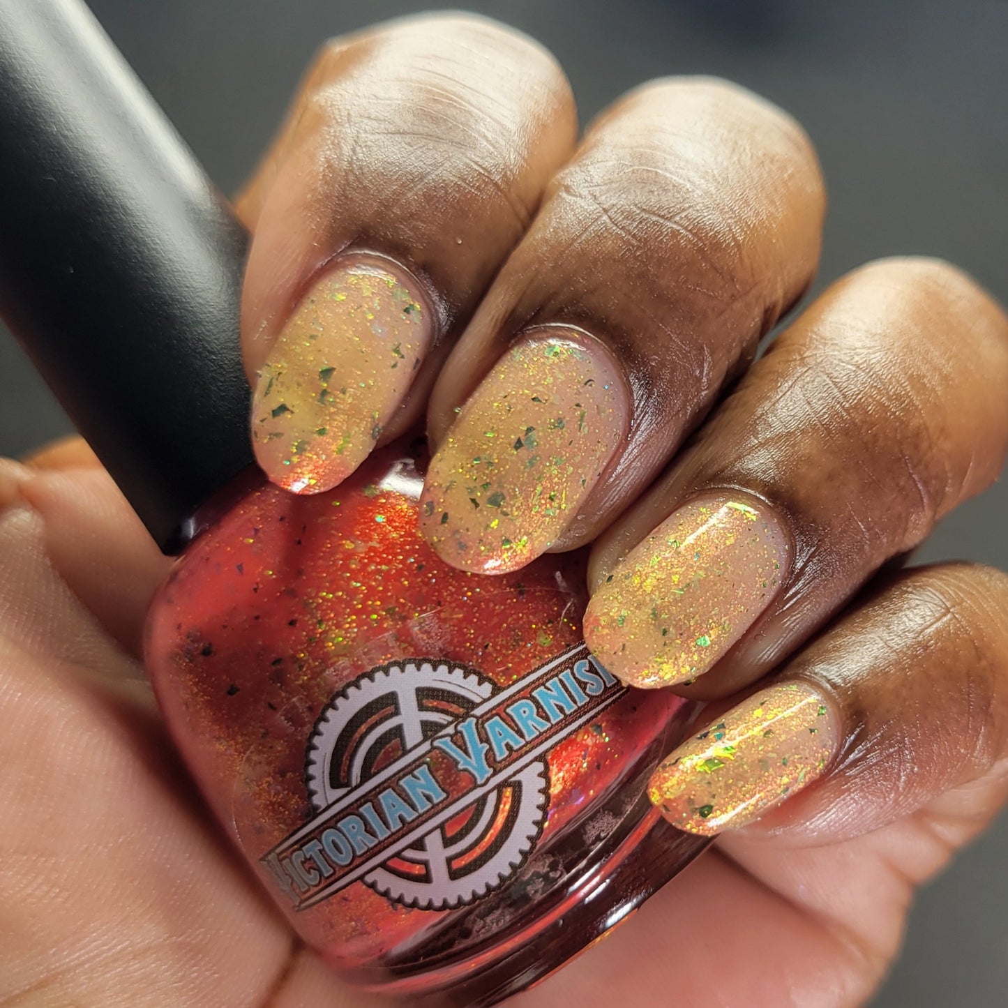 HOLIDAY'S ARE FLAME-BOYANT (THERMAL)