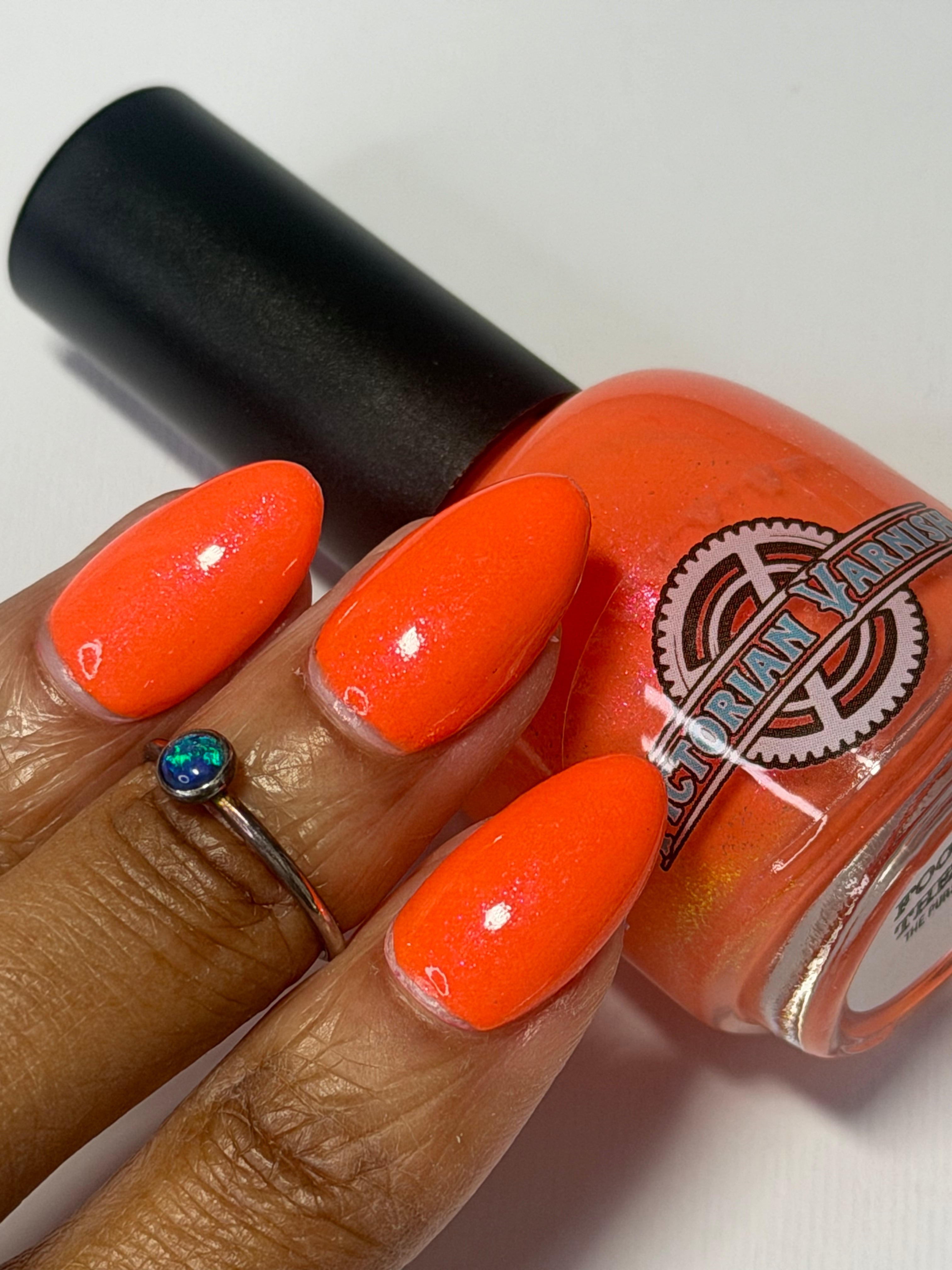 FOCUS ON THE GOOD – Victorian Varnish