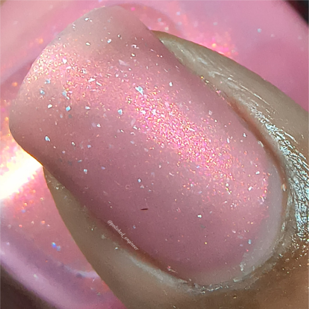 LUSTY DUST ONTO THE STIGMA