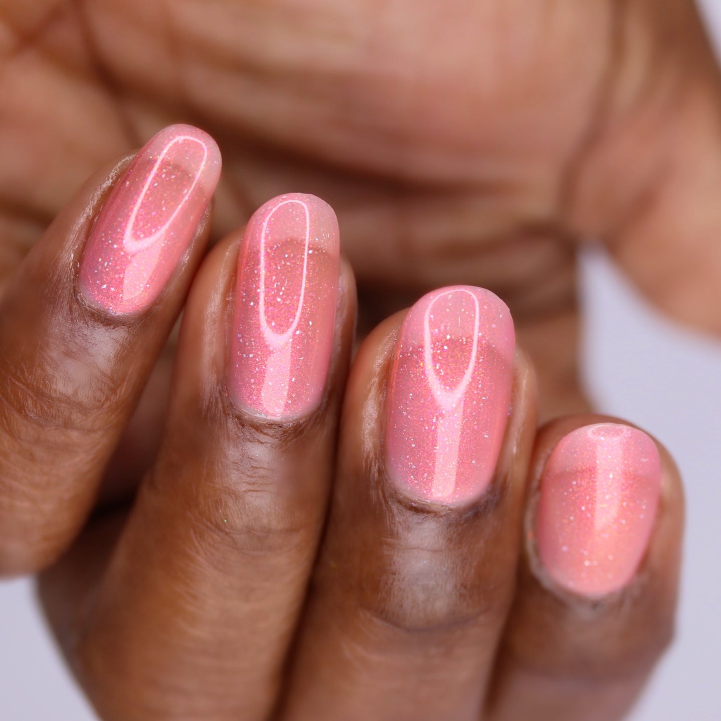 LUSTY DUST ONTO THE STIGMA