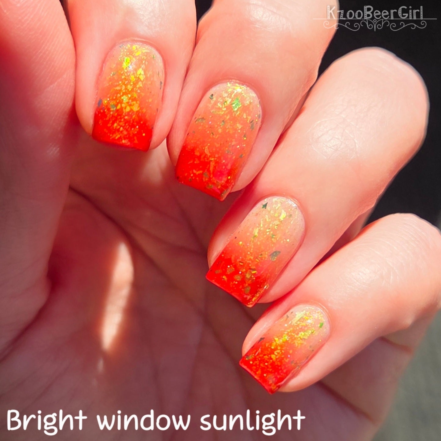 HOLIDAY'S ARE FLAME-BOYANT (THERMAL)