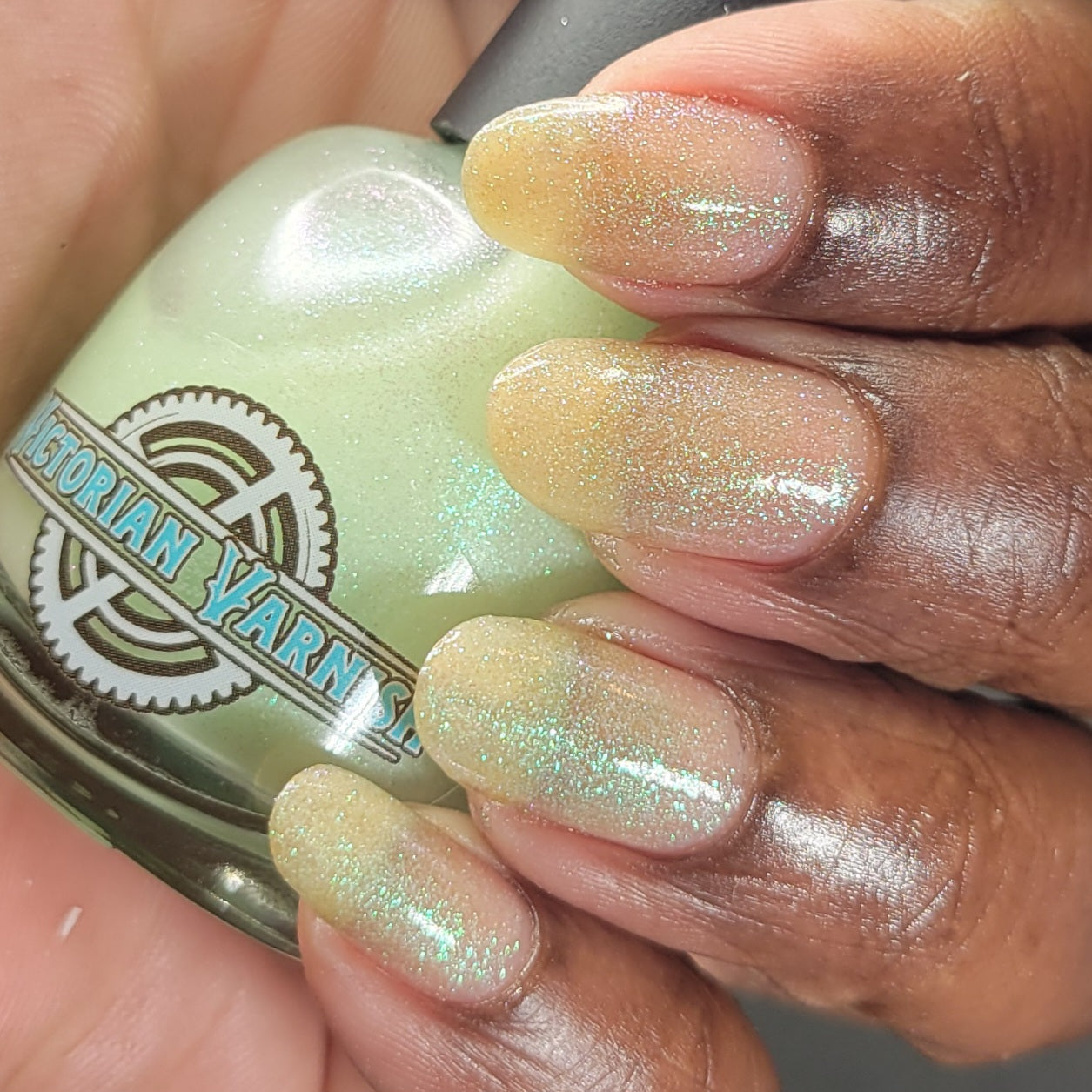 TONIGHT, WE GLOW! (GLOW IN THE DARK)