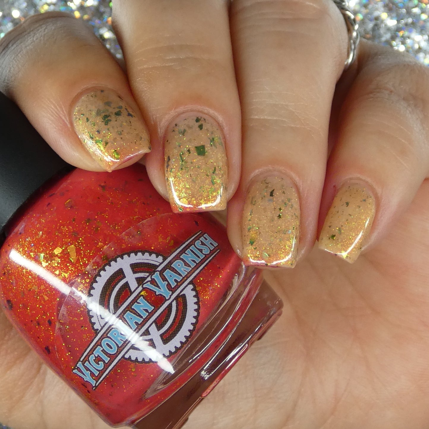 HOLIDAY'S ARE FLAME-BOYANT (THERMAL)