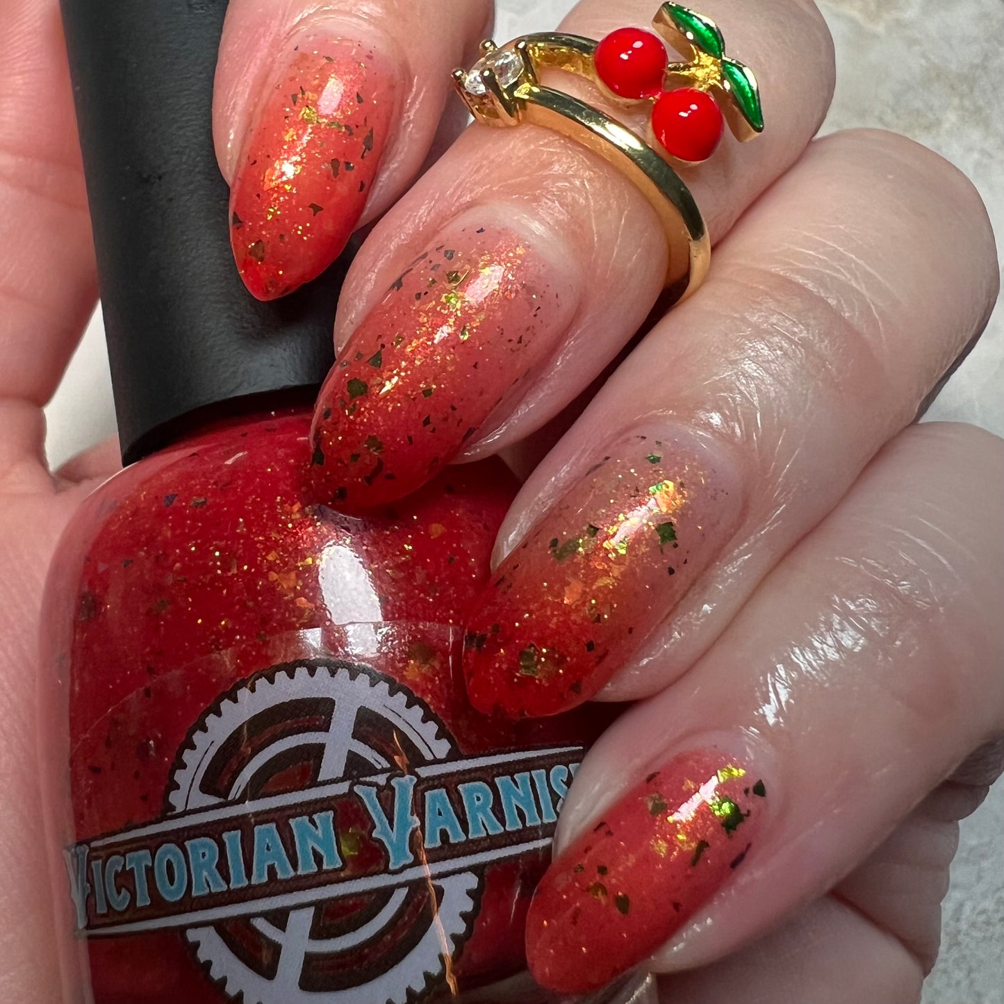 HOLIDAY'S ARE FLAME-BOYANT (THERMAL)