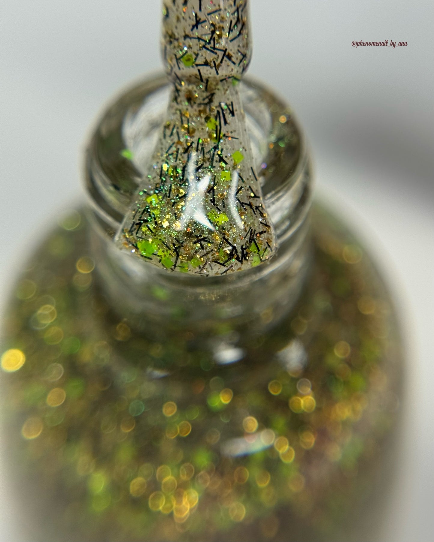 PADDY'S POLLINATED NOSE HAIRS (REFLECTIVE)